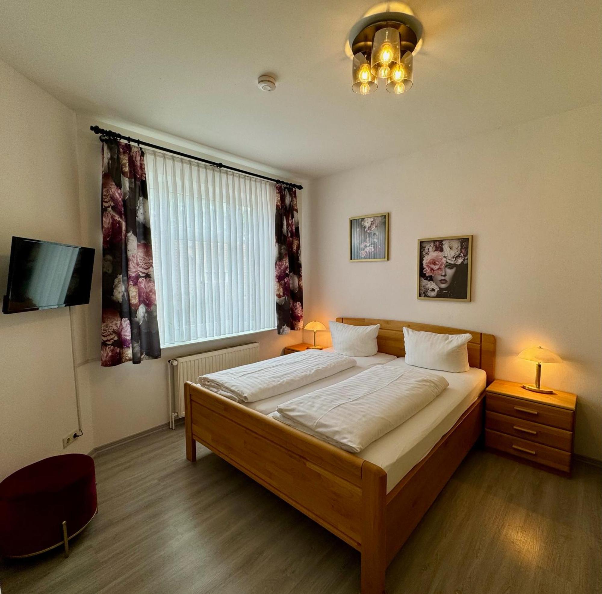 Hotel Sophien-Cafe Leer Eksteriør billede
